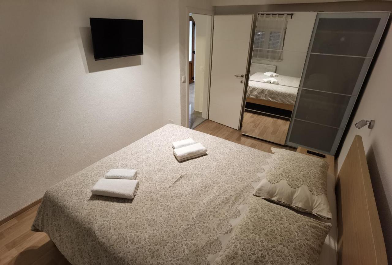 Apartman Bura Posedarje Eksteriør billede